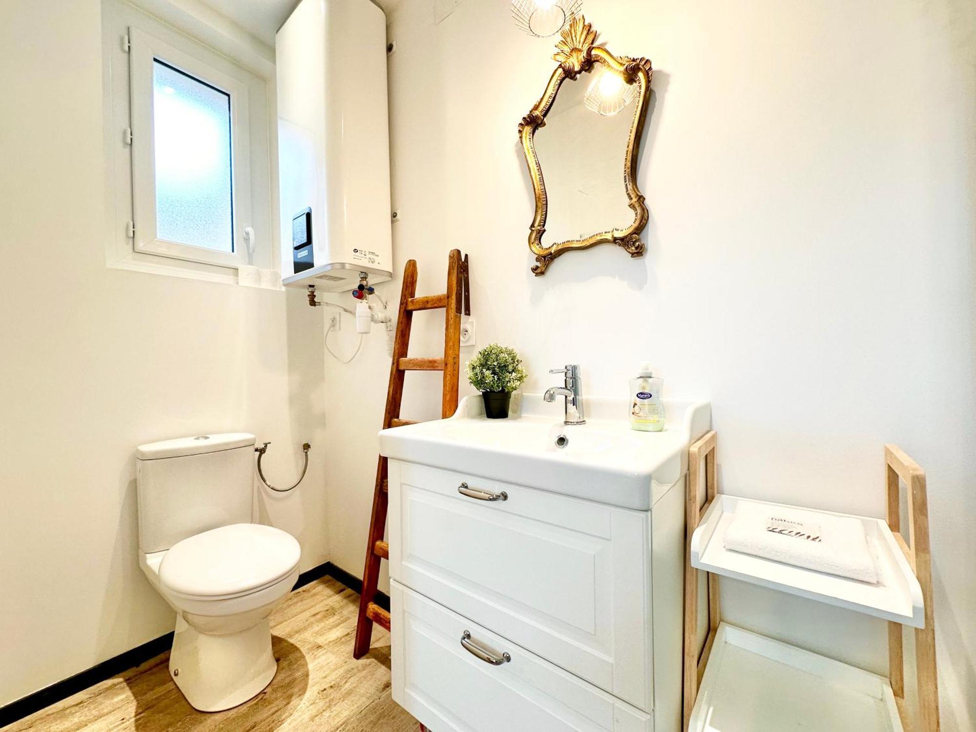 Apartment Le Saint Roch - Hyper Centre - Clim - Cosy - Renove *